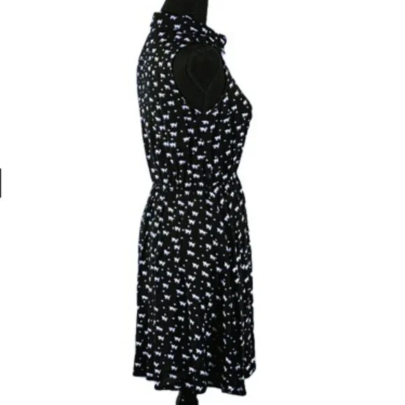 Allegra K - Women's Cat Printed, Half Placket, Knee Length Sleeveless Dress - Picture 3 of 5